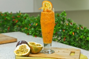 JUGO DE MARACUYÁ EN AGUA