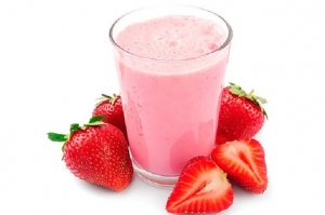 JUGO DE FRESA EN LECHE